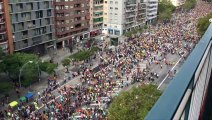 Disturbios tras enorme manifestación en Cataluña contra condena a líderes independentistas