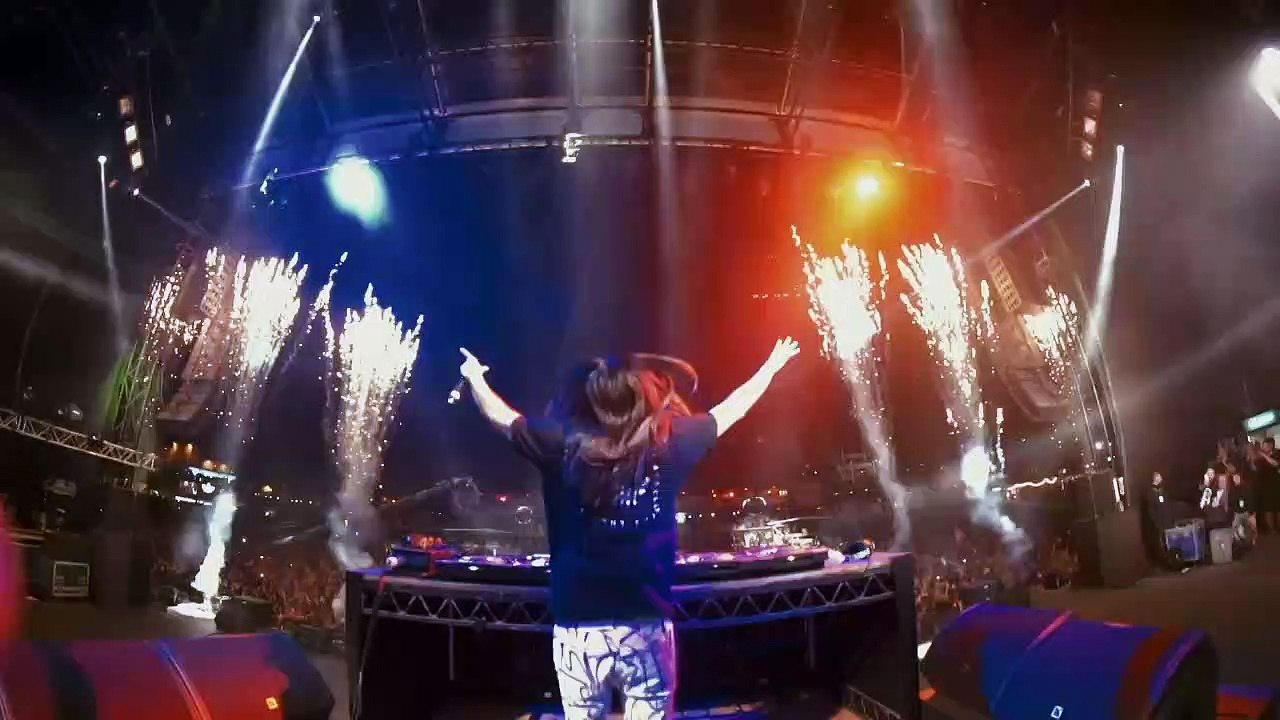 Surf Ranch Sessions: Episode 1, Steve Aoki