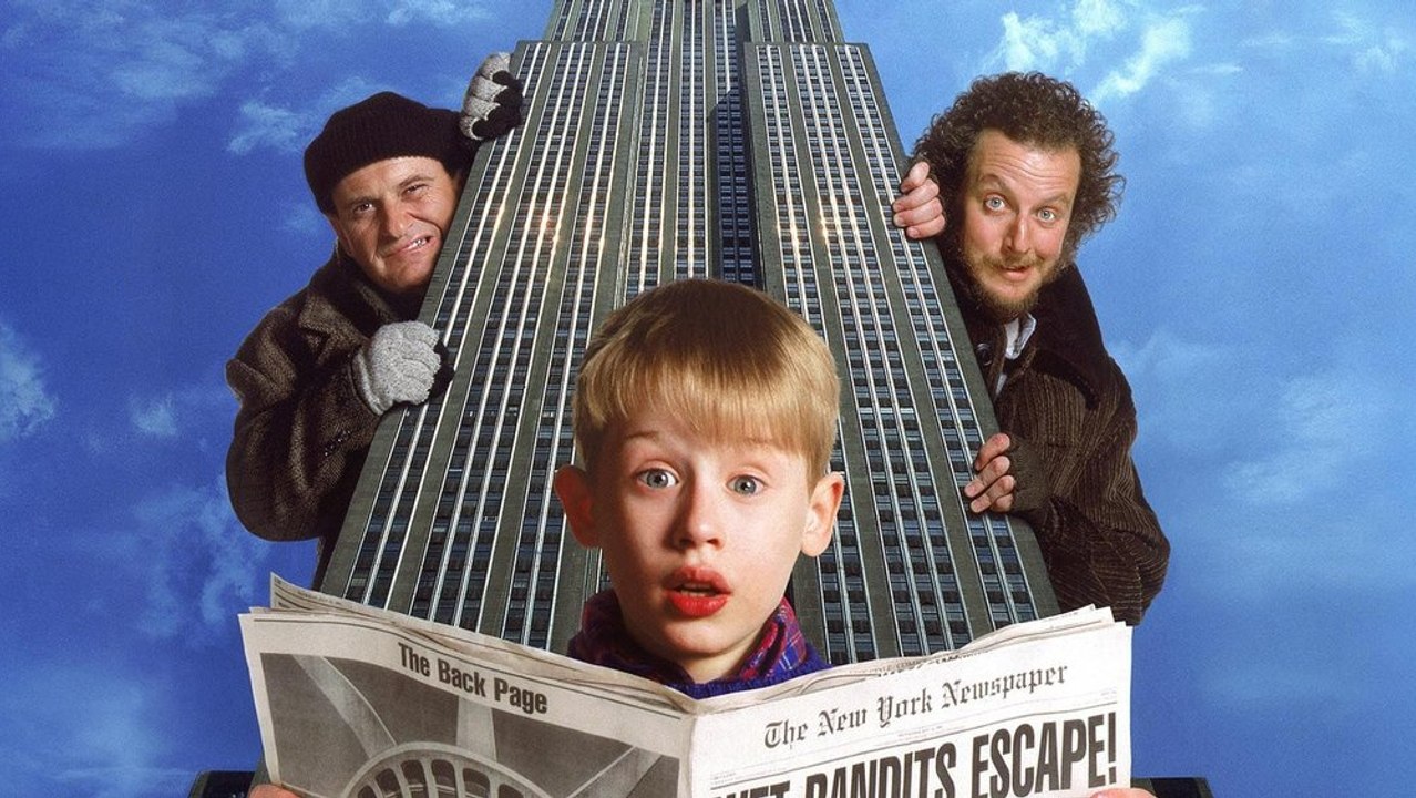 Home Alone 2 Lost in New York movie (1992) Macaulay Culkin, Joe Pesci, Daniel Stern