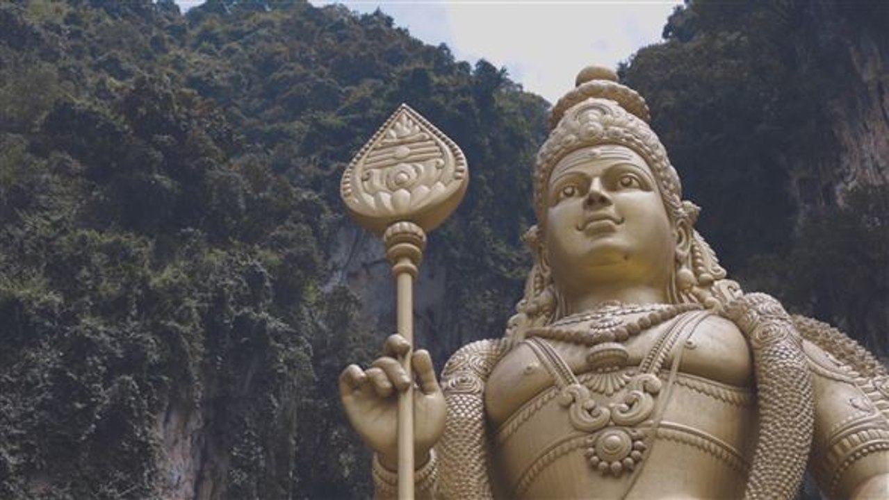 Die gigantische Statue der Batu-Höhlen