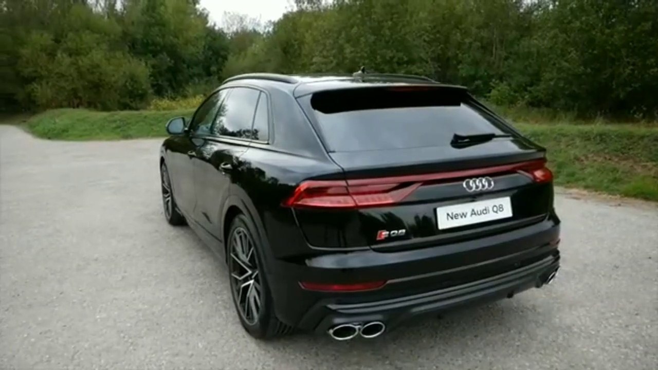 Audi Q8 Walk Around Look