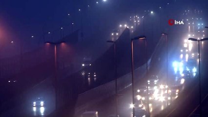 İstanbul'da yoğun sis etkili oluyor