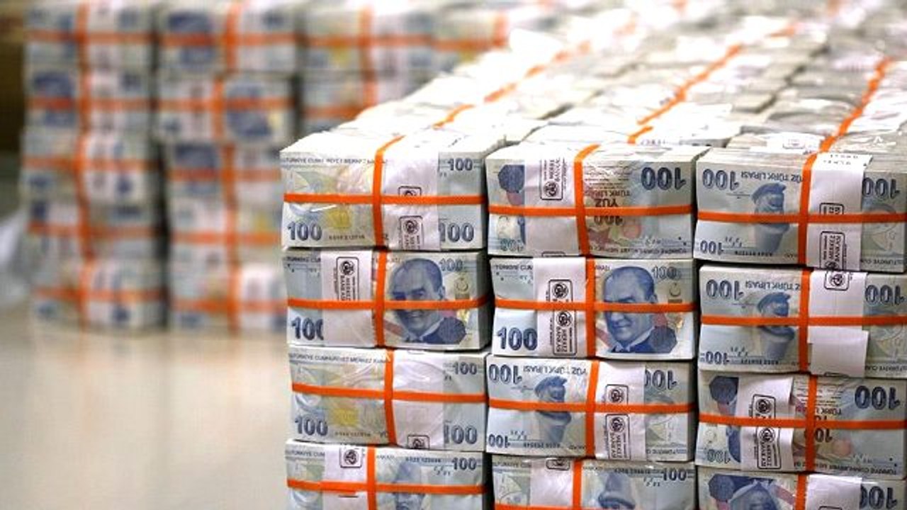 Bütçeden en yüksek pay Hazine ve Maliye Bakanlığı'na verilecek