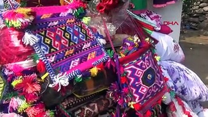 Yörükler asırlık çeyiz asma geleneği bugün de sürdürüyor