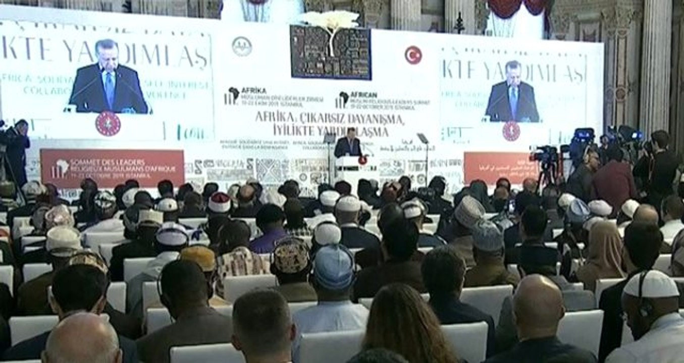Cumhurbaşkanı Erdoğan, vefat eden Nuri Pakdil için Fatiha okuttu