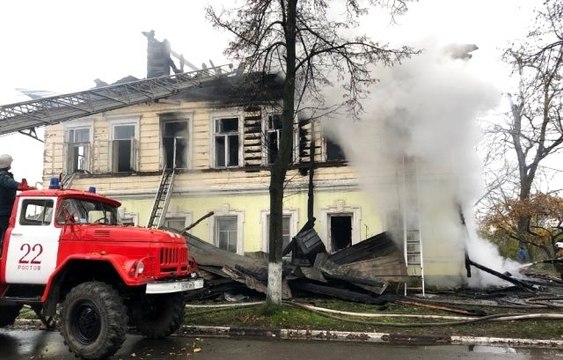 Rusya'da 2 katlı binada yangın: 7 ölü