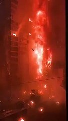 Şili'de ulaşım zammına halk isyan etti: Elektrik şirketi binası ateşe verildi