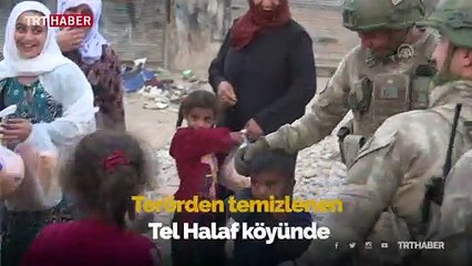 Terörden temizlenen Tel Halaf'ta Mehmetçik çocukların yüzünü güldürdü