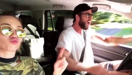 Miley Cyrus se encuentra muy feliz con Cody Simpson