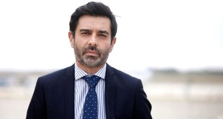 Oyuncu Cansel Elçin, iç çamaşırlı poz verdi