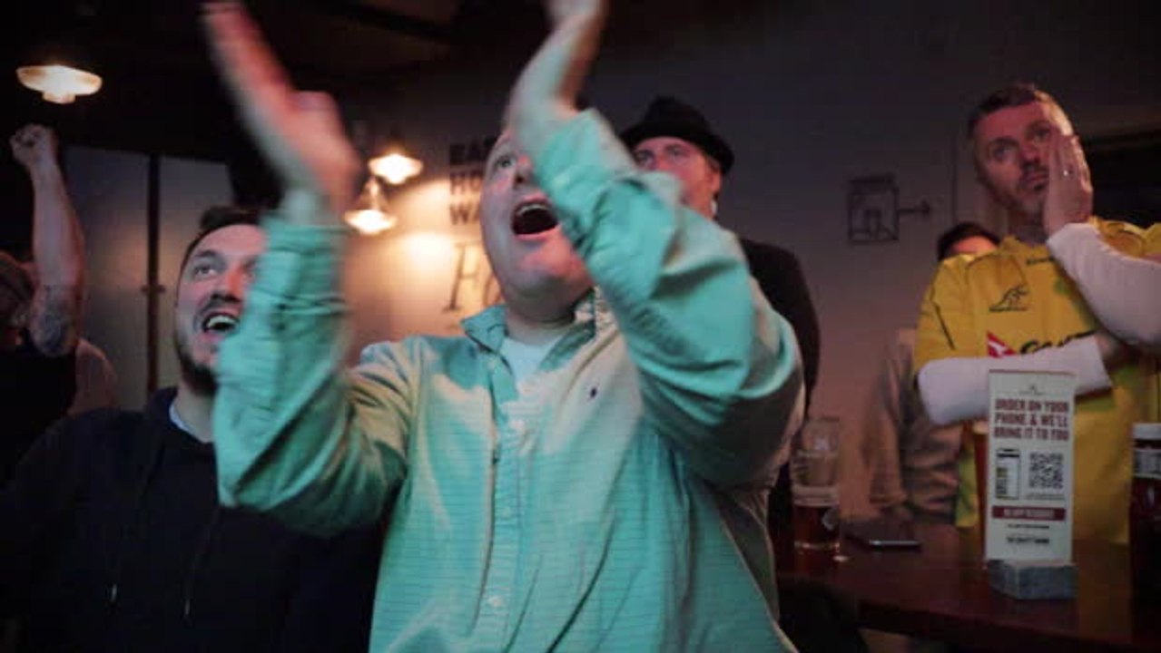 Aussie fans humbled Down Under by England