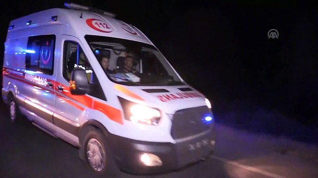 Düğün dönüşü kaza yapan aileden 5 kişi yaralandı - ERZİNCAN