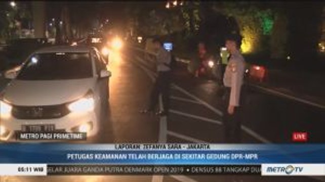 Personel Gabungan Berjaga di Sekitar Gedung DPR Jelang Pelantikan