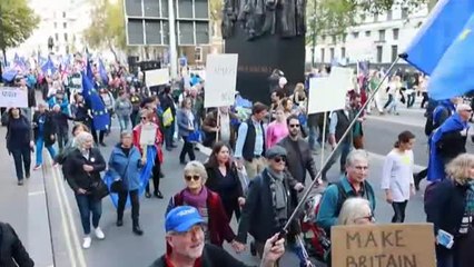 Miles de londinenses exigen en la calle un nuevo referéndum para acabar con el Brexit