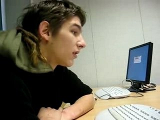 2girls1cup Réaction de Maxou