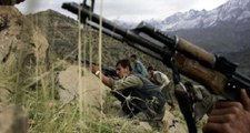 PKK'lı teröristlerden orman işçilerini taşıyan araca roketli saldırı: 4 yaralı