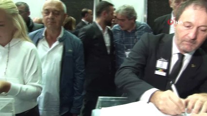 Başkan adayı Hürser Tekinoktay oyunu kullandı