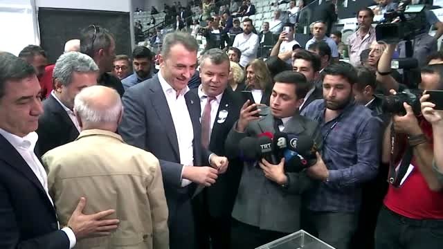 Beşiktaş Kulübünün kongresi - Orman, Adalı ve Çebi'nin oy kullanması