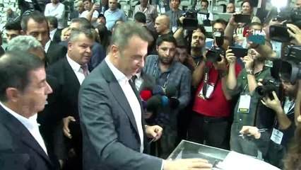 Fikret Orman: "İç çekişmeler Beşiktaş'a zarar verir"