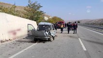 Çankırı'da hafif ticari araç şarampole devrildi: 1 ölü, 2 yaralı
