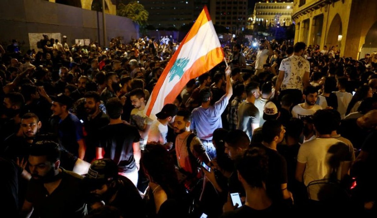المرح في مظاهرات لبنان