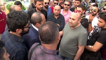 Hdp'li vekillerin de katıldığı basın açıklamasına türk bayraklı tepki++