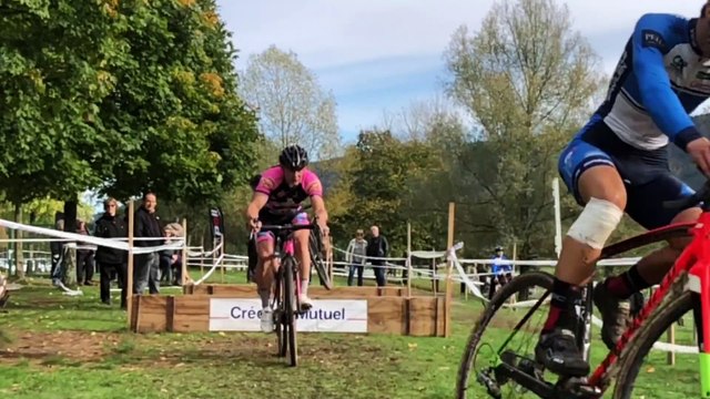 Cyclo-cross - victoire de Lilian Schneider à Saulxures-sur-Moselotte