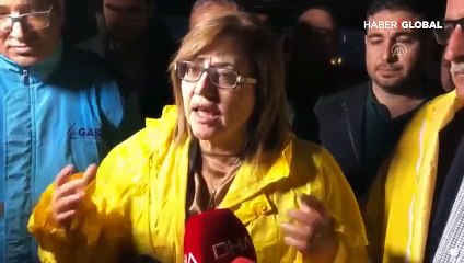 Nohut büyüklüğündeki dolu 15 dakika yağdı