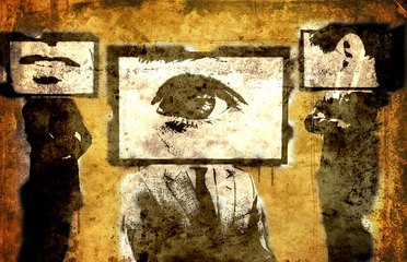 Este ‘iluminado’ intenta robar la cámara de seguridad que lo filmaba