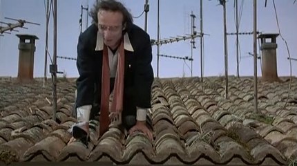 La voce della luna (di F.Fellini con Roberto Benigni, Paolo Villaggio) 1T