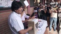 Evo Morales encabeza elecciones en Bolivia pero irá a una histórica segunda vuelta
