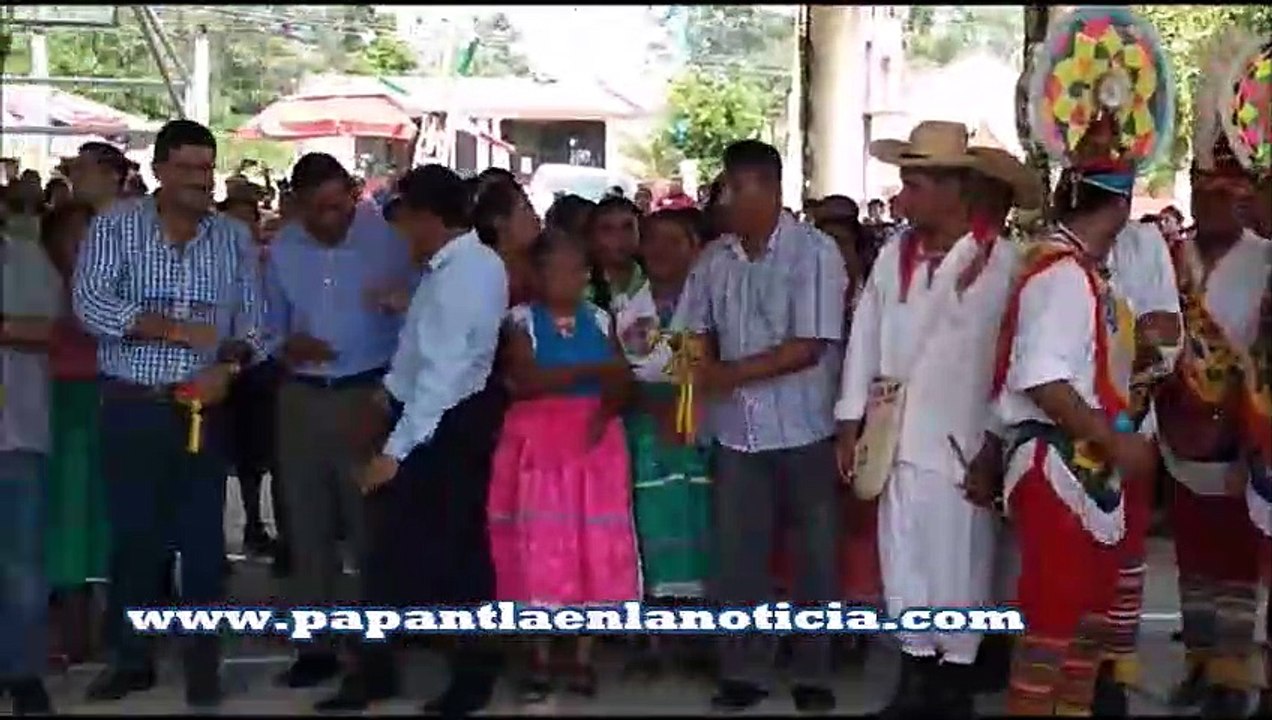 MARIANO ROMERO GONZÁLEZ, ENTREGA DOMO A HABITANTES DE LA COMUNIDAD DE LA LAGUNA