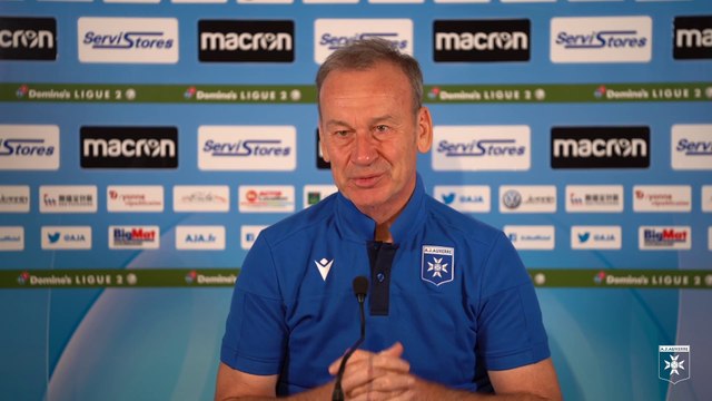 Conférence de presse de Jean-Marc Furlan avant RC Lens-AJA
