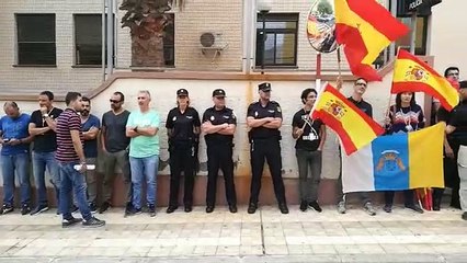 Concentración en apoyo a la UIP en Tenerife