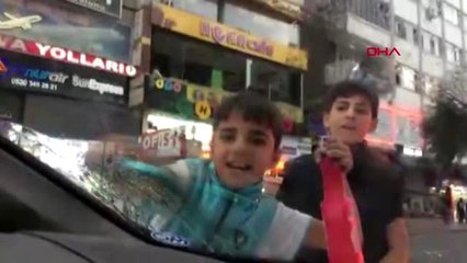 Diyarbakır cam silen çocuğa sürpriz doğum günü kutlaması