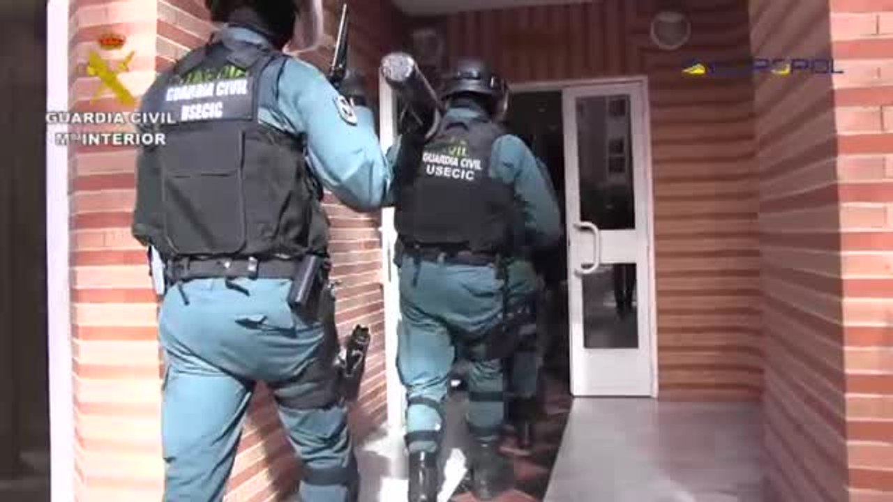 Joyas exclusivas y coches de alta gama entre el material requisado a la banda albanesa que robaba a futbolistas