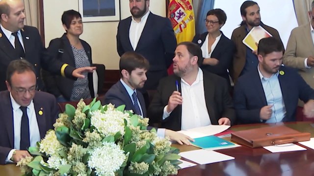 Casado plantea el traslado de los presos del 'procés'