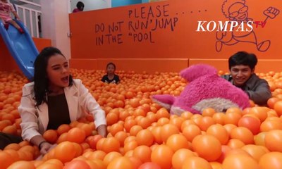 Ardit Dan Angie Mandi Bola, Selfie Kekinian di Centrum Millions Ball , Bandung – FOLLOW ME