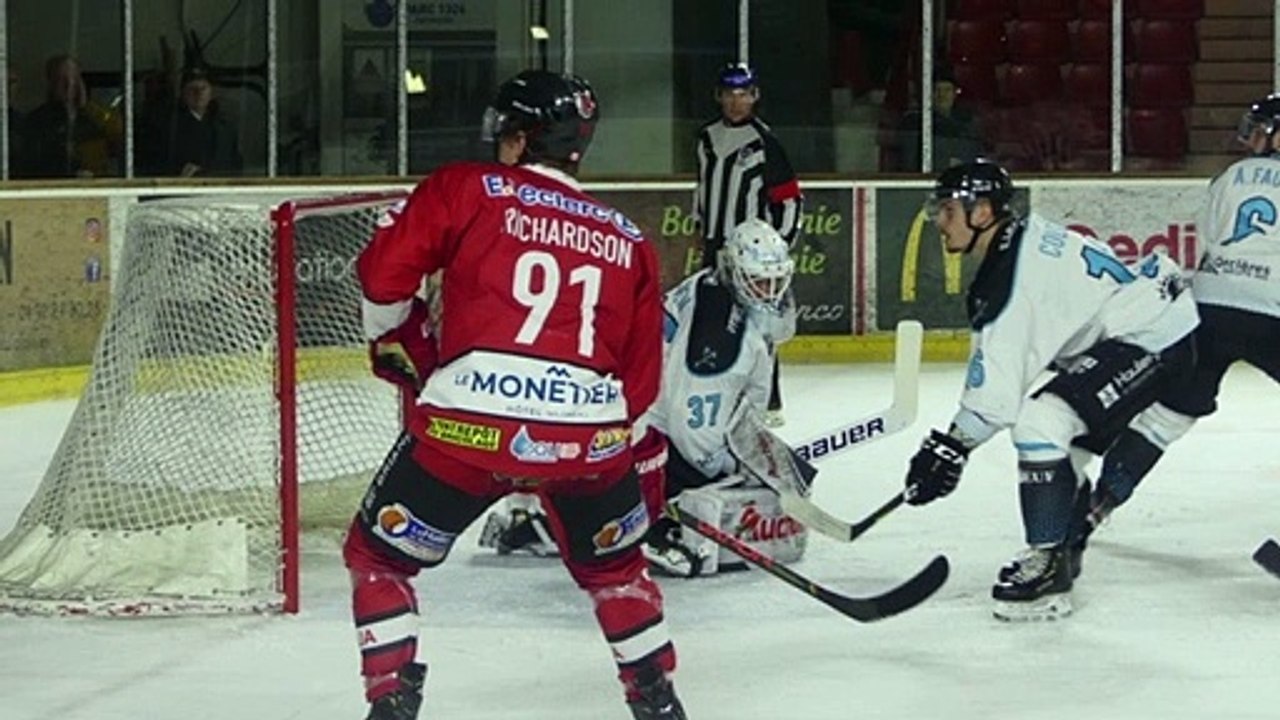 D!CI TV : les Rapaces de Gap remportent le derby 5-1 à Briançon