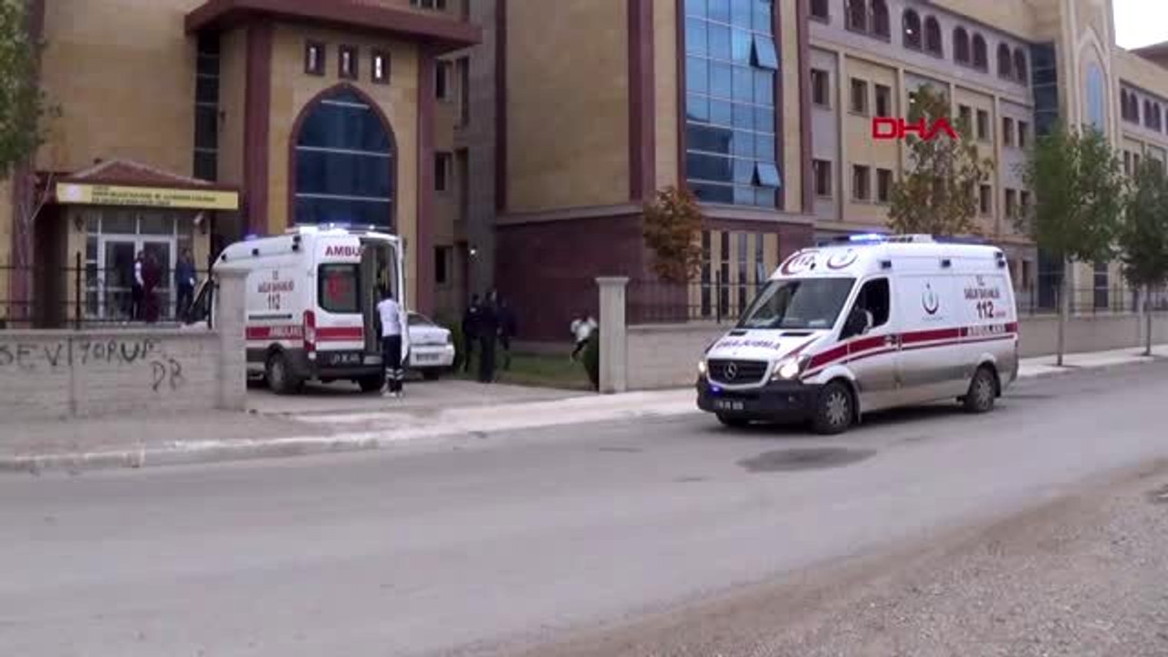 Okulun 2'inci katından atlayan genç kız, yaralandı