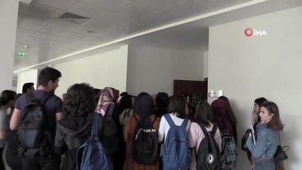 Uşak'ta İlber Ortaylı'ya yoğun ilgi