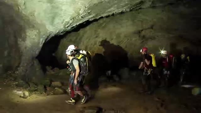 Los cuatro espeleólogos portugueses han sido rescatados