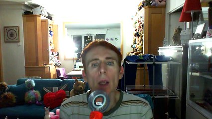 Wiwi égratigne "danse" de David Jones