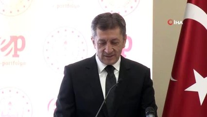 Milli Eğitim Bakanı Ziya Selçuk, "E-Portfolyo Tanıtım Toplantısı"nda konuştu