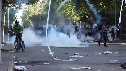 شلل ومخاوف في سانتياغو بعد ثلاثة أيام من أعمال الشغب والنهب