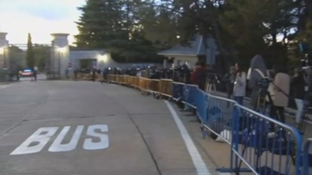 Medios informativos se agolpan en exteriores del Valle de los Caídos