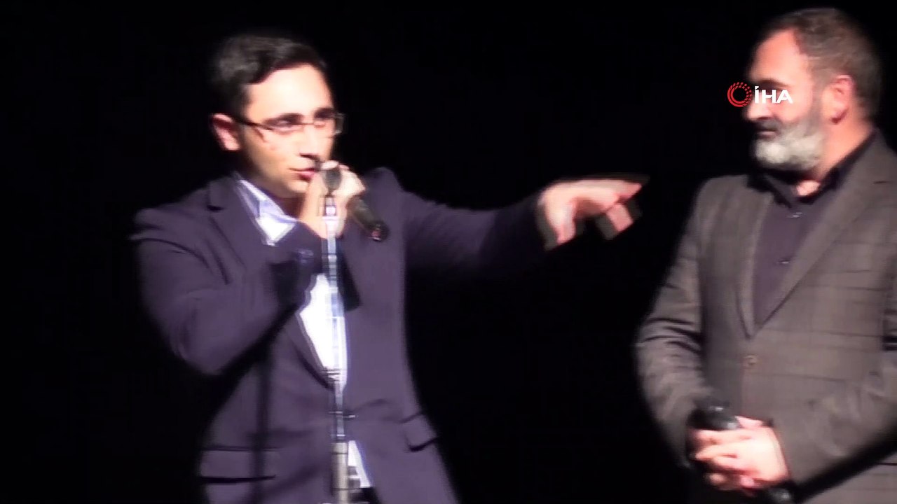 Dursun Ali Erzincanlı ile kendisini taklit eden sunucu arasında ilginç diyalog