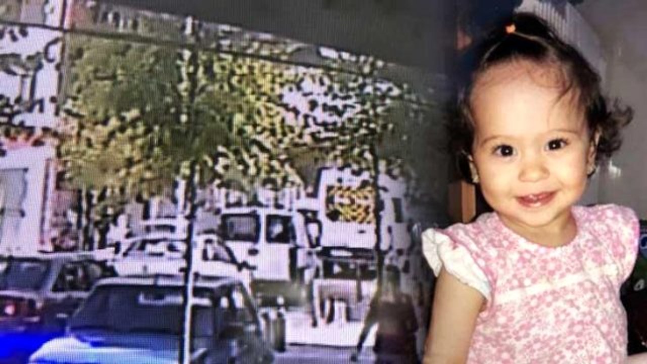 Yola fırlayan küçük kız servis arabasının altında can verdi: Kahreden anlar güvenlik kamerasında