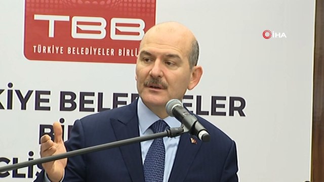 Bakan Soylu: '2016 yılında 175 bin kaçak göçmen yakaladık. 2017'de 176 bin, geçen yıl 268 bin idi, şuan yakaladığımız göçmen sayısı 345 bin'