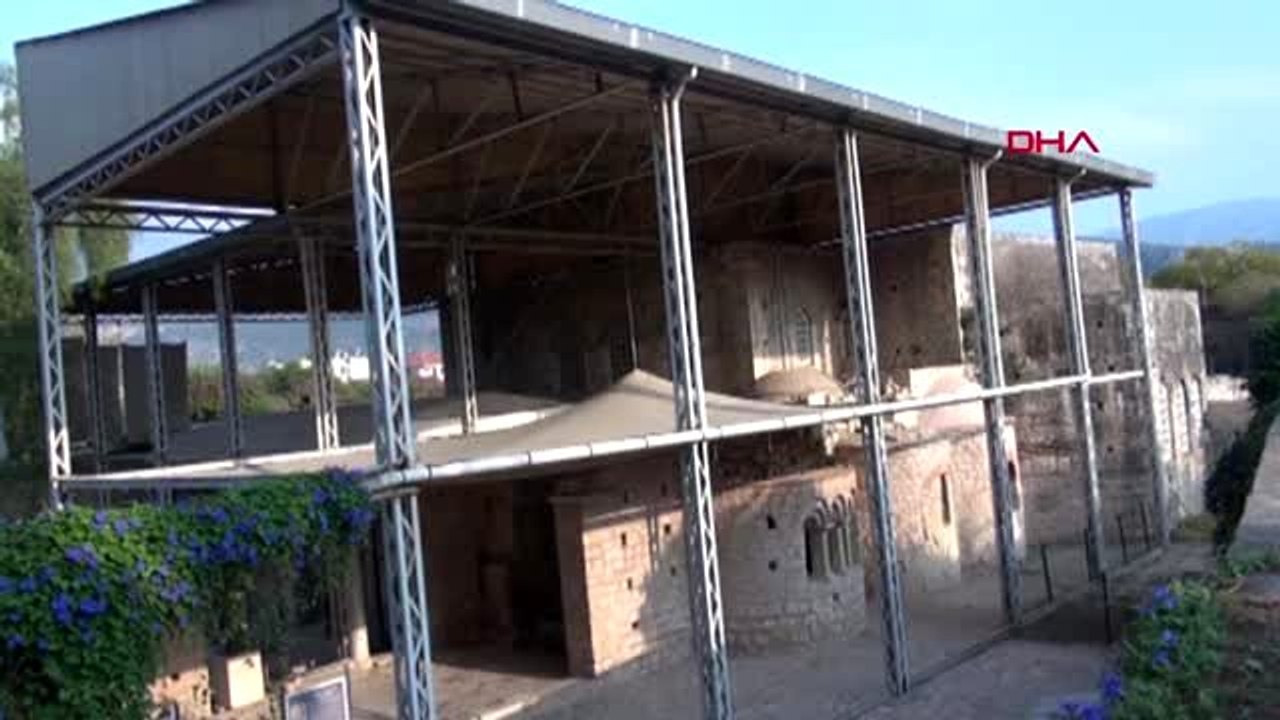Antalya aziz nikolaos anıt müzesi'ne, göbeklitepe benzeri 'uzay çatı'